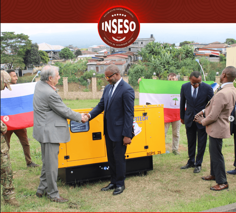 El Cuerpo Africano Ruso dona grupo electrógeno y 23 filtros de agua al Policlínico Dr. Loeri Comba de Malabo